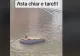 Imagini șocante după potopul care a măturat litoralul. Un turist a plutit pe saltea până la magazin - VIDEO