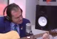 Start de campanie electorală pe acorduri de chitară și cu lecții de limba engleză. Cum l-a pus Ludovic Orban în offside pe Marcel Ciolacu - VIDEO 