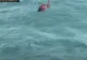 Scenariu dramatic pe mare: Bărbat agățat de o cutie frigorifică, salvat în largul coastelor Floridei după ce uraganul Milton i-a răsturnat barca