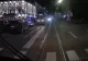 Tupeu MAXIM! Și-a parcat mașina pe linia de tramvai, apoi a ieșit în pijamele să vadă ce haos a creat