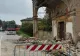 Moarte cumplită pentru un român de 30 de ani. Valentin s-a izbit frontal cu mașina de o clădire emblematică