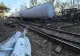 ISU intervine cu roboți pentru gestionarea scurgerilor din trenul deraiat din Mehedinți. Circulația, blocată în continuare. Prima ipoteză: conductorul ar fi adormit în cursă - VIDEO