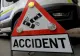 Accident RUTIER cumplit în Mureș! O mașină s-a izbit de un copac, apoi a căzut în pârâu