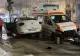 Ambulanță cu un deținut, lovită în plin de un autoturism, pe Calea Victoriei