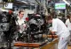 Criză în industria auto europeană. O marcă de lux dă afară angajații de la fabricile din Germania