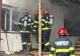 Incendiu de proporții la o fabrică de mobilă de lângă Ploiești . 700 de metri pătrați de hale s-au făcut scrum FOTO+VIDEO