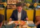 Nicușor Dan a folosit o pizza pentru a arăta cum sunt cheltuiți banii publici. Cât a mai rămas din felia pentru investiții, la sfârșit