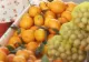 Sărăcia din România. Oamenii cumpără legume și fructe stricate din piață pentru că sunt ieftine