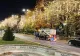 Vin sărbătorile! Nicușor Dan s-a apucat să monteze luminițele de Crăciun prin București