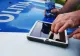 Noi percheziții informatice la Bogdan Peșchir. Influencerii care au finanțat campania, în atenția autorităților