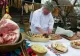 Tragedie la pomana porcului: Un bărbat a murit după ce s-a înecat cu o bucată de carne