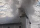 Biserică în flăcări, în Maramureș. A luat foc acoperișul. Pompierii intervin contra cronometru VIDEO