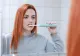 De ce sângerează gingiile. Vitamina de care are nevoie organismul când te confrunți cu această afecțiune