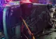 4 persoane, la spital după un accident grav în Râmnicu Vâlcea. O mașină s-a răsturnat și a lovit alte două vehicule parcate FOTO