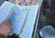 Minune în Suceava! O Biblie în care erau ascunși 13.000 de lei a scăpat întreagă, deși bucătăria în care se afla a ars din temelii