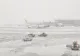 Incident aviatic bizar. Un avion s-a răsturnat cu roțile în sus, imediat după aterizare. O persoană este grav rănită VIDEO