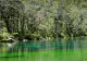 Motivul pentru care turiștii trebuie să-și curețe pantofii înainte de a vizita cel mai limpede lac din lume. Ce se întâmplă acolo, de fapt