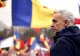 Călin Georgescu și-a depus candidatura la prezidențiale. Mii de oameni l-au susținut și ovaționat. BEC a confirmat primirea dosarului de candidatură  - LIVE TEXT și VIDEO