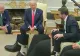 Donald Trump, reacție virala când i-a văzut CIORAPII lui J.D. Vance: Încerc să mă concentrez -VIDEO