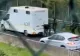 VIDEO - Un comando înarmat până în dinți a furat milioane de euro din două vehicule blindate. Întreaga scenă a fost filmată