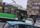 Accident în București, la Nerva Traian. Un autoturism a intrat pe liniile de tramvai. Circulația este blocată