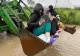 Operațiune DRAMATICĂ în județul Botoșani. Oameni evacuați cu ajutorul buldozerelor din calea apelor revărsate - GALERIE FOTO/VIDEO