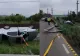 Accident grav în județul Iași. Un șofer s-a răsturant cu mașina pe marginea drumului 