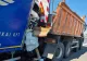 Accident grav pe A1 în județul Timiș: șofer încarcerat după ce a intrat cu autoutilitara într-un camion 