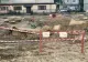 Surpriza unor muncitori în timpul unor lucrări de construcție: Două rezervoare cu păcură erau îngropate sub șantier