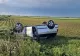 Intervenție de urgență în județul Timiș: patru polițiști de frontieră au salvat un șofer răsturnat cu mașina pe un câmp