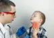 Ce este HERPANGINA? Infecția virală tot mai frecventă în rândul copiilor: „Debutează cu febră și este extrem de contagioasă”