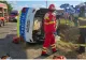 Accident în Neamț. O autospecială de poliție, coliziune cu un alt autoturism: doi bărbați reținuți pentru tâlhărie, răniți 