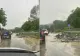 Trafic blocat pe un drum intens circulat din Buzău. Pe șosea s-a acumulat apă şi au ajuns aluviuni