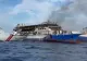 Scene dramatice, în Indonezia: un feribot cu sute de pasageri a luat foc pe mare - morți și răniți - VIDEO