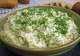 Salată de dovlecei cu sos de iaurt și usturoi. Un deliciu de vară pe care trebuie să îl încerci 