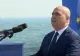 Premierul Bolojan, huiduit de oameni la parada militară de Ziua Marinei la Constanța VIDEO