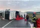 Circulația pe DN 28B, în județul Botoșani, blocată. Un camion încărcat cu bere s-a răsturnat