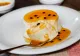 Panna Cotta cu piersici caramelizate. Desertul acestei veri