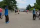 Video. Teroarea de pe străzile din Paris. Vlogger român, atacat și amenințat cu moartea de de către imigranți violenți