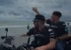 Valuri periculoase pe litoral! La Saturn, jandarmii i-au somat să iasă din apă pe turiștii care au ignorat steagul ROȘU - VIDEO