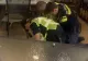 Scandal de proporții într-o benzinărie din Turda. Doi bărbați au fost încătușați de polițisti VIDEO