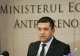 Protest uriaș la ușa ministrului rezist al Economiei: oamenii revoltați îi cer socoteală lui Radu Miruță 