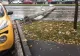 Accident spectaculos în Capitală: o mașină s-a răsturnat după impactul cu un stâlp 