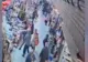 Bătrân de 74 de ani, doborât la pământ de un vânzător din Obor. Victima este în comă, agresorul a fost arestat