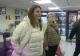 Anca Alexandrescu, într-o piață din Sectorul 2. Candidata independentă la alegerile pentru Primăria București cumpără produse românești - VIDEO