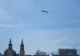 Un avion survolează timp de 6 ore cerul Sibiului. Ce manevre speciale face aeronava? - FOTO