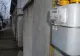 Panică în Piatra Neamț. Electrovalva unui contor de gaz, amplasat în exteriorul unei, găsită în flăcări