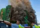 Tragedie în Hong Kong. Patru morți și opt răniți într-un incendiu devastator care a cuprins trei blocuri de 35 de etaje - FOTO/VIDEO