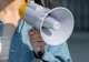 Protest în fața Palatului Cotroceni. Protestatarii au de gând să îl „colinde” pe șeful statului în timpul discuțiilor cu magistrații