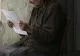 O bătrână din Vaslui își dă toată pensia pe facturi și pastile. Sunt zile în care nu are bani să își cumpere nici măcar o pâine: „Suntem bolnavi”